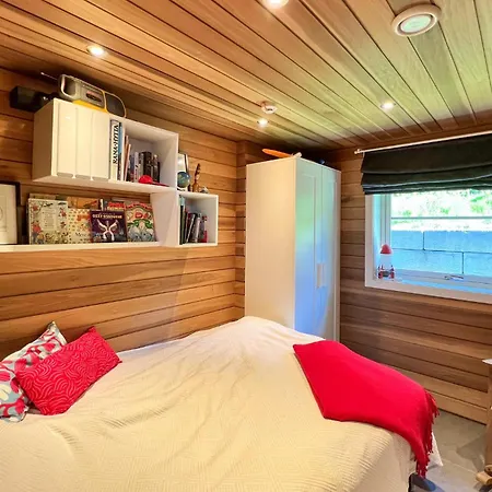 Nyaraló In With Sauna *